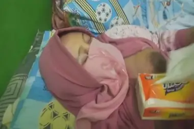 Skandal Tante Nakal Muncrat Dengan Ipar Hot poster